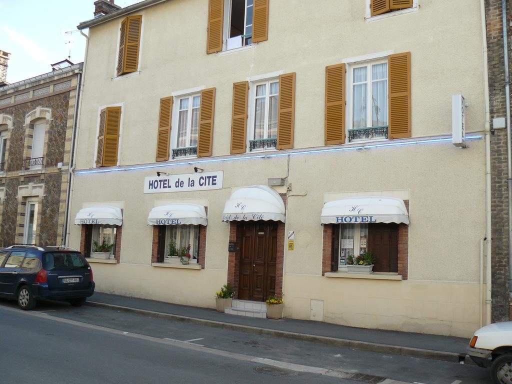Hotel De La Cite Chalons en Champagne Luaran gambar