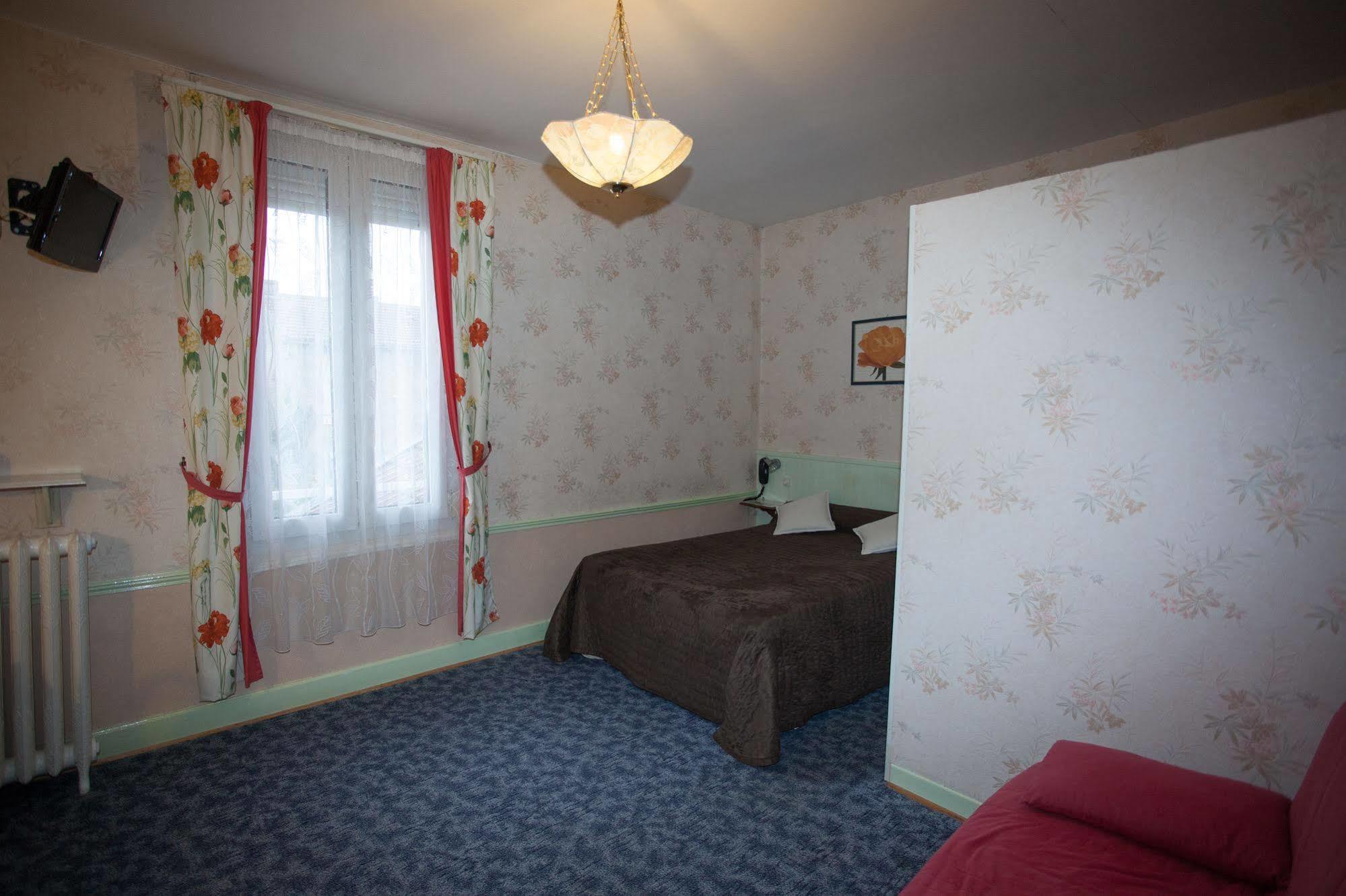 Hotel De La Cite Chalons en Champagne Luaran gambar