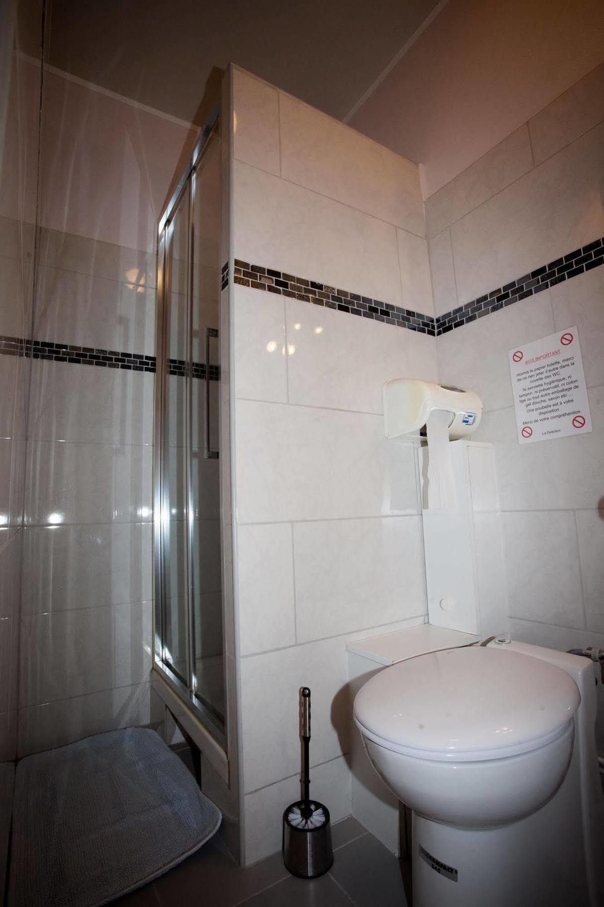Hotel De La Cite Chalons en Champagne Luaran gambar