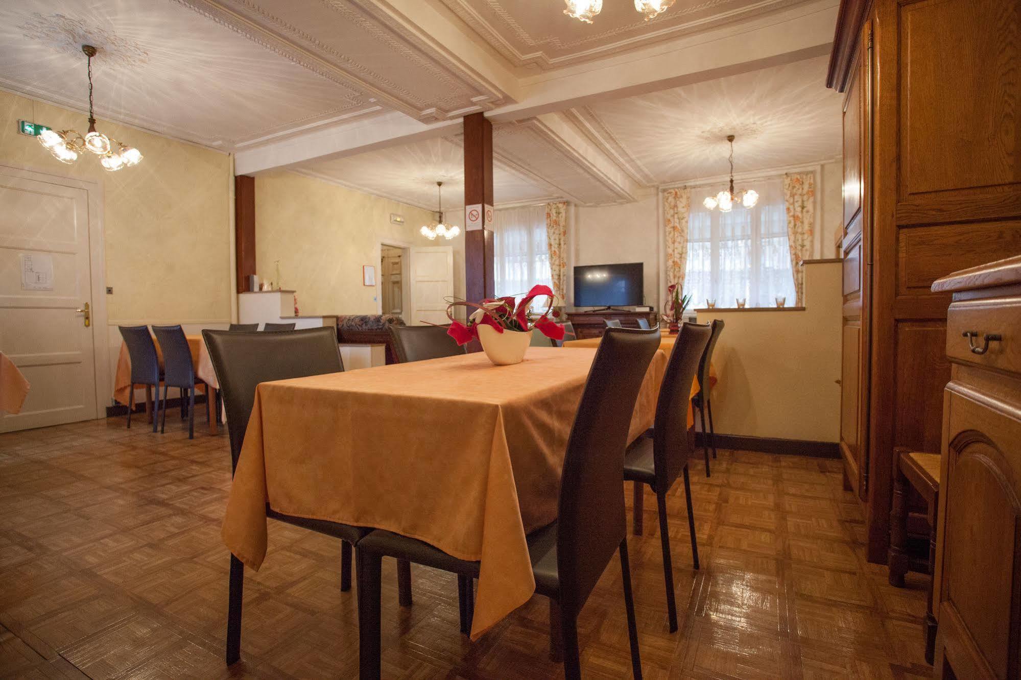 Hotel De La Cite Chalons en Champagne Luaran gambar