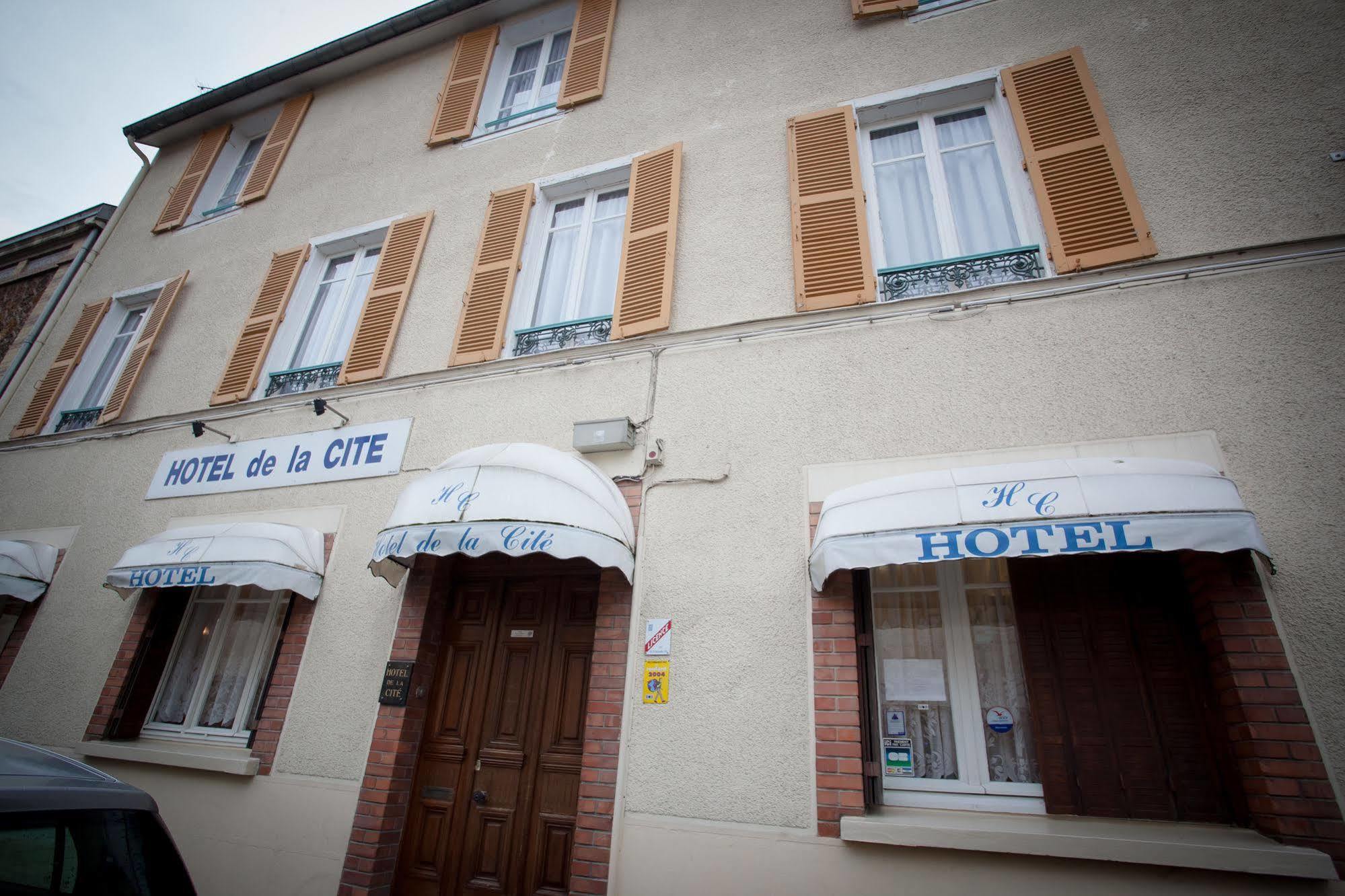 Hotel De La Cite Chalons en Champagne Luaran gambar